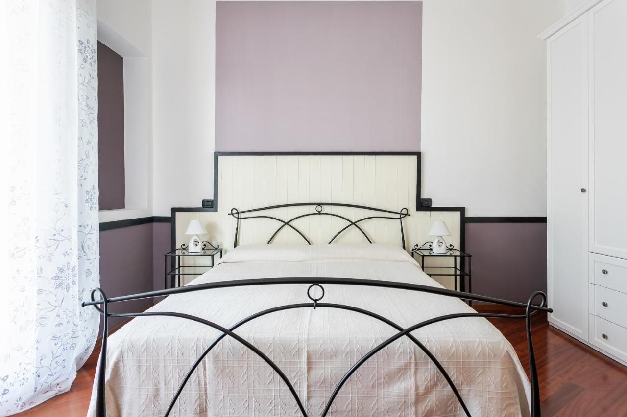 Santa Chiara Apartment By Myhomeinקומו מראה חיצוני תמונה