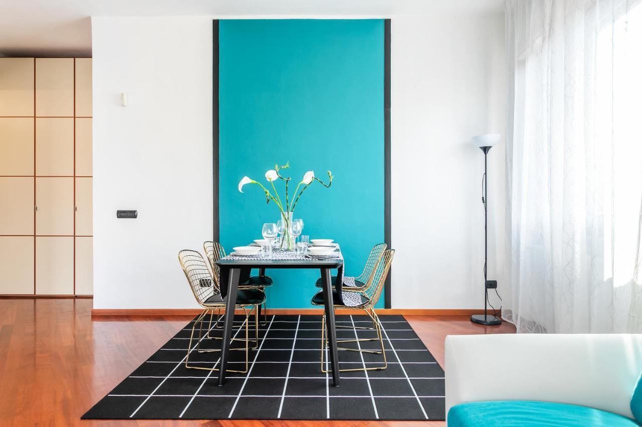 Santa Chiara Apartment By Myhomeinקומו מראה חיצוני תמונה